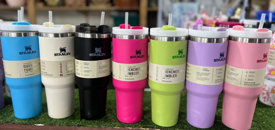 Stanley Quencher H2.0 FlowState Insulated Tumbler with Lid & Straw – 40oz